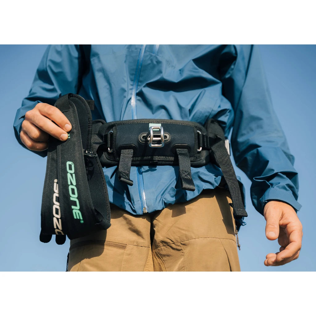 Ozone Connect Snowkite Harness Pro V3 Front View Canada